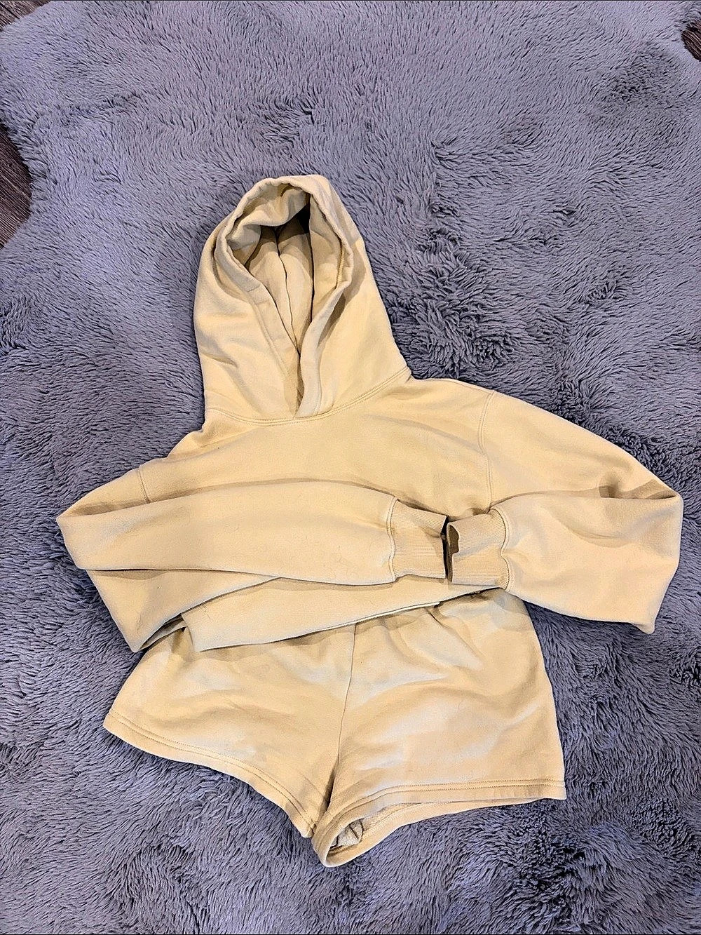 Tna Cozy Fleece Perfect Hoodie & Shorts Set Yellow